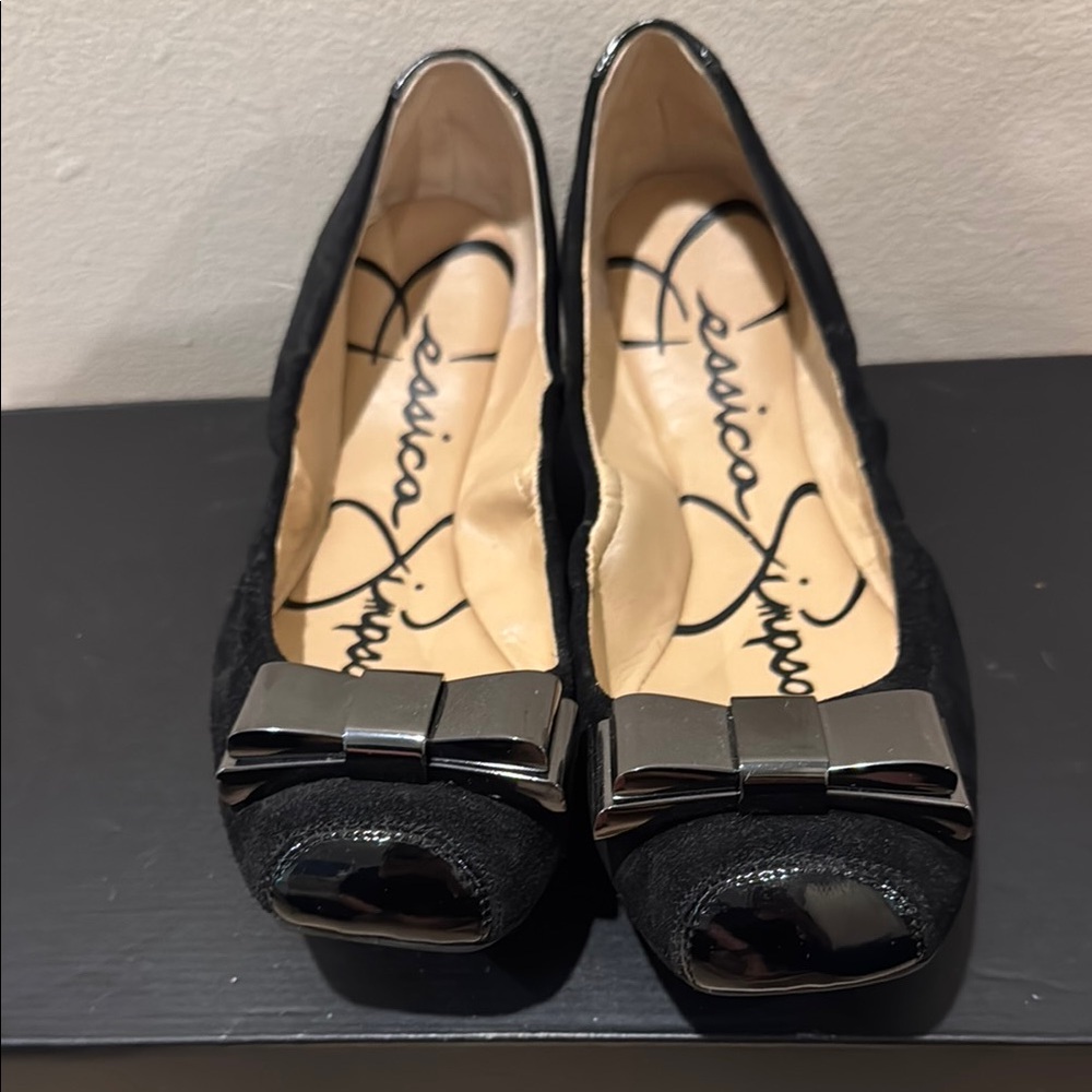 Jessica Simpson Black Patent Ballet Flats EUC